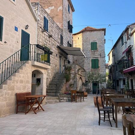 Residence Bella Stari Grad  Luaran gambar