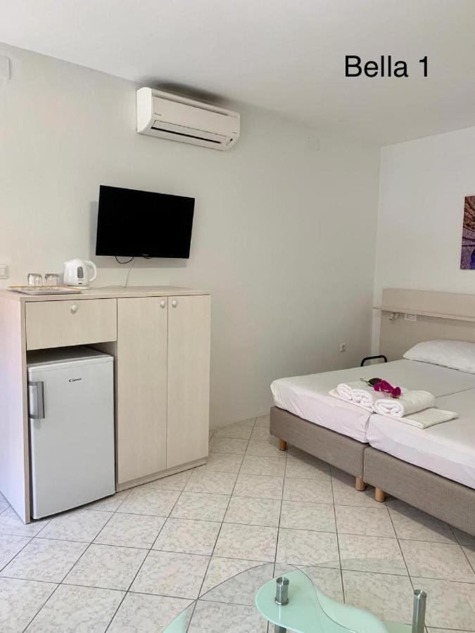 Residence Bella Stari Grad  Luaran gambar