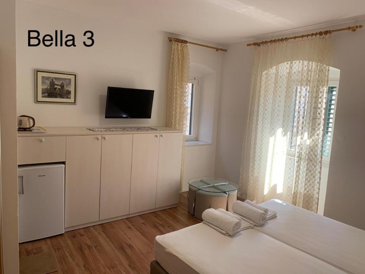 Residence Bella Stari Grad  Luaran gambar