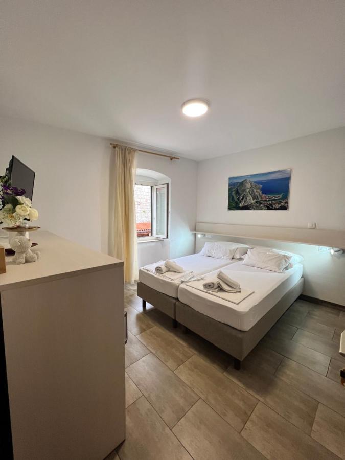 Residence Bella Stari Grad  Luaran gambar